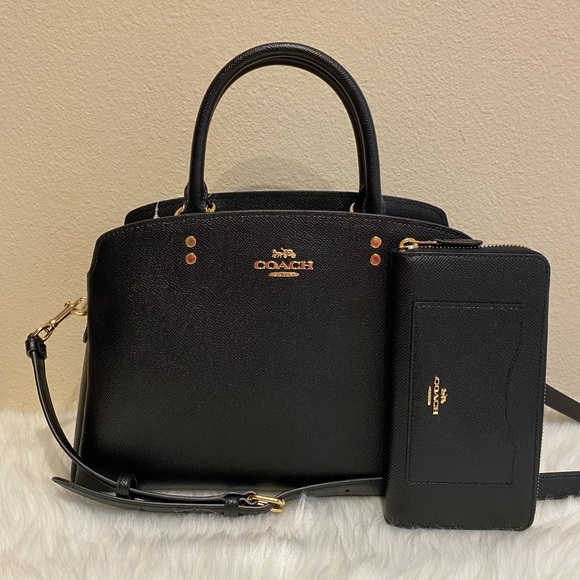Coach purse and wallet set